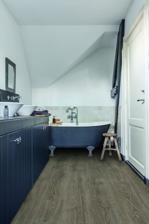 Quick-Step Magestic Hydroseal 9.5mm 4 groove Laminate planks 2050 x 240mm