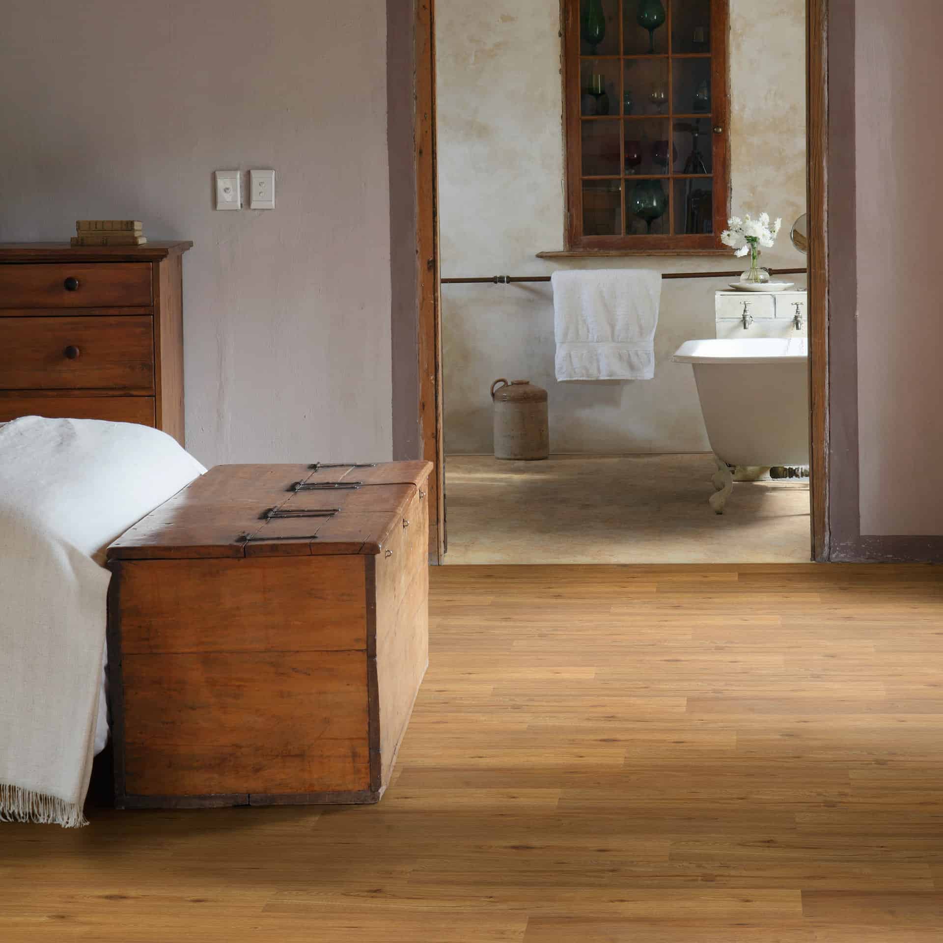 Polyflor Camaro Loc PUR finish wood with interlocking LVT. 4mm